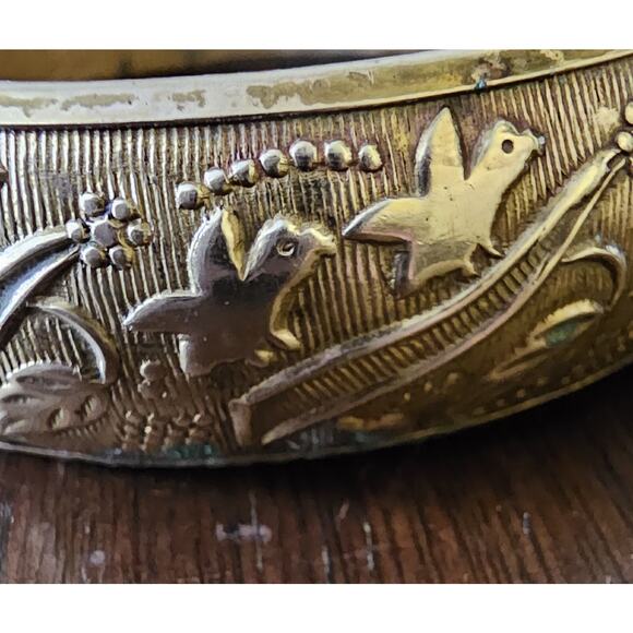 Brass Ornate Vintage Bangle Bracelet India Some Patina Pattern Repeats - Picture 2 of 6